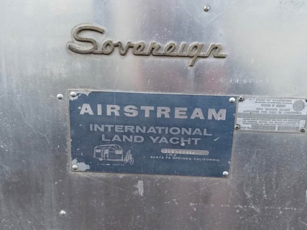 【ヤード】Airstream Sovereign International Land Yacht