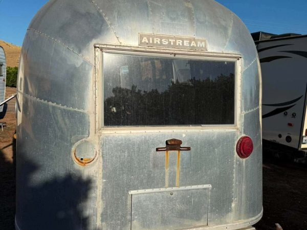 【ヤード】Airstream Sovereign International Land Yacht